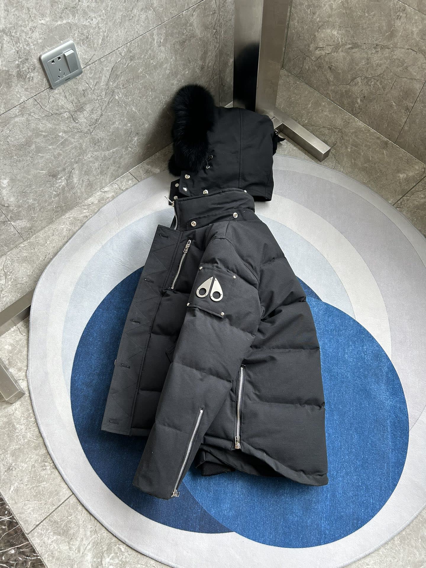 Moose Knuckles Down Jacket Moose Knuckles Down Jacket